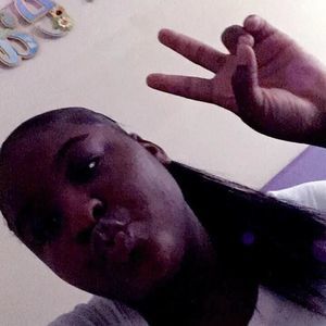 Meet your Posher, Shawntee